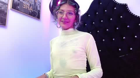 KITTY online show from December 13, 12:09 am