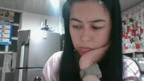 kitty_small69 online show from May 30, 2:43 am