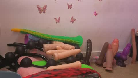 Kitty online show from April 22, 2:52 am