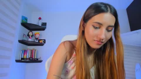 kitty online show from November 26, 7:49 am