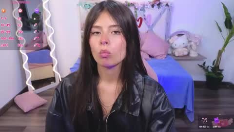 Kitty  online show from March 2, 1:15 am