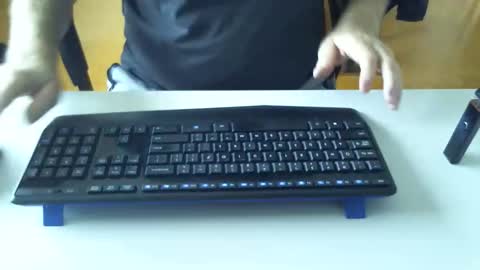 kiwiguy17 online show from October 24, 12:44 am