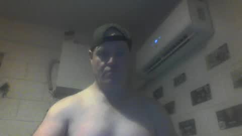 kiwiguy19773 online show from July 2, 7:24 am