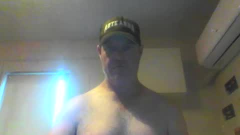 kiwiguy19773 online show from February 4, 6:46 am
