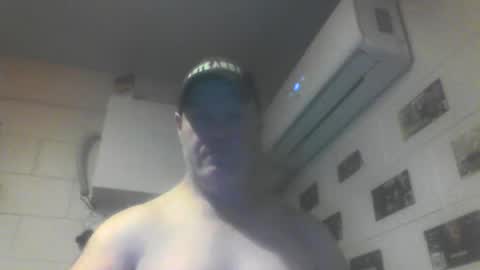 kiwiguy19773 online show from June 24, 7:26 am