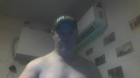 kiwiguy19773 online show from June 27, 8:42 am