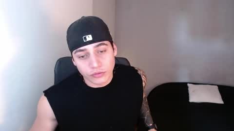 kiyo__ online show from April 1, 7:00 pm