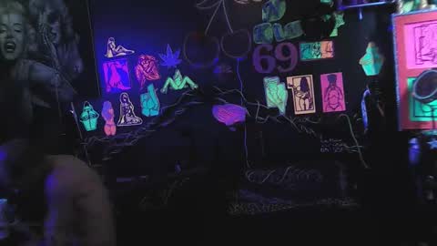 Daddy  His Splash Queen online show from April 3, 6:31 am