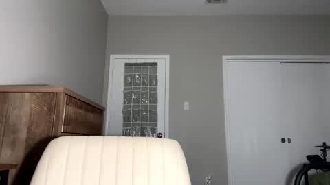 Snapshot of kkyle57 chatting on October 16, 12:38 pm kkyle57 online show from October 16, 12:38 pm