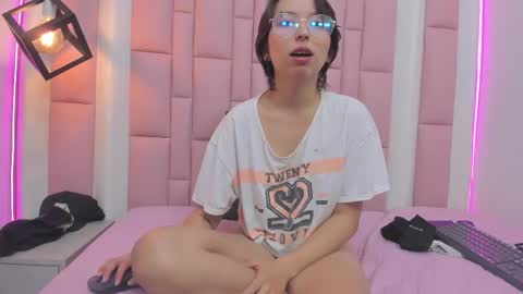 Klaret online show from October 2, 3:22 pm