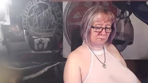 Michelle online show from February 27, 6:44 pm