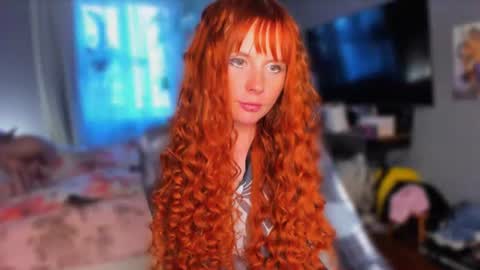 Klementinafanslyklementina6661 online show from June 27, 6:36 pm