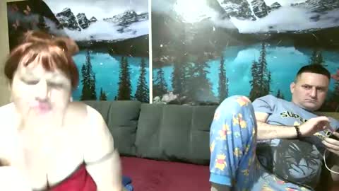 Kleosnow online show from February 5, 6:44 pm