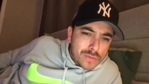 kling12034 online show from February 24, 6:49 am