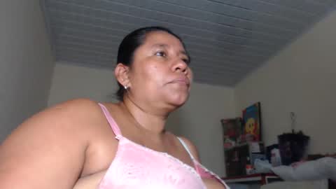 Kloe online show from November 8, 3:59 pm