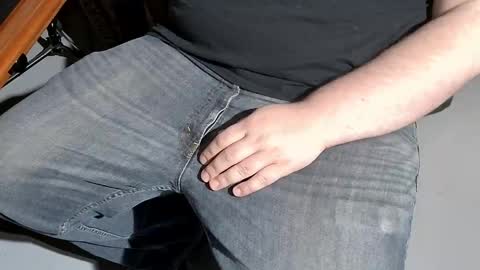 Knezzy online show from June 7, 2:39 am