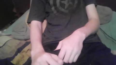 Snapshot of knobody79995 chatting on October 29, 3:19 am Knobody79995 online show from October 29, 3:19 am