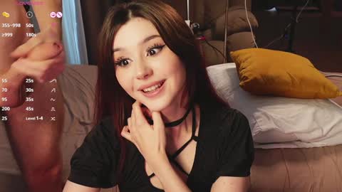 Lisa and Alex  557095200 to make me cum online show from November 8, 9:12 am