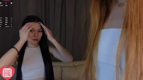 Sakura  Azumi online show from February 20, 1:40 pm