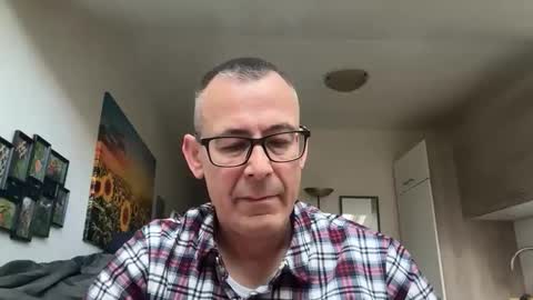 knusperhase1 online show from April 19, 9:21 am