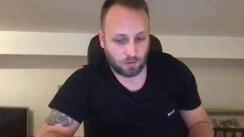 hugo online show from October 22, 12:25 am