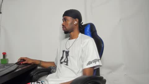 kofi online show from January 12, 11:23 pm