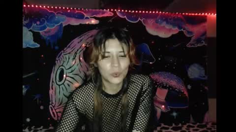 konekokawai online show from November 5, 4:03 am