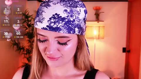 Kore online show from April 4, 9:00 pm