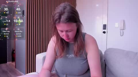 Twiix online show from December 4, 8:19 pm