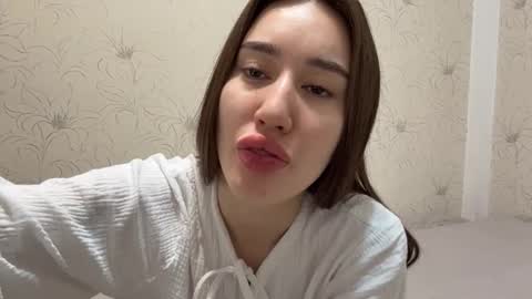 Nami online show from March 29, 4:14 am