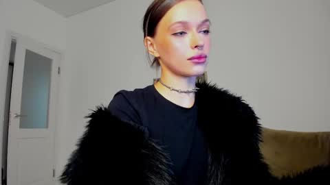 Snapshot of kossie_ chatting on October 23, 6:42 pm kossie_ online show from October 23, 6:42 pm