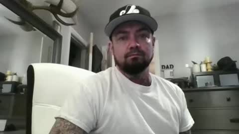 Snapshot of koululier23 chatting on October 14, 2:25 am koululier23 online show from October 14, 2:25 am