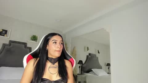 Kourtney online show from June 24, 10:17 pm