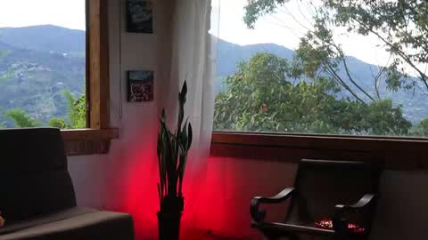 kozzy_ online show from October 25, 8:53 pm