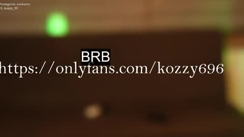kozzy_ online show from May 14, 10:41 pm