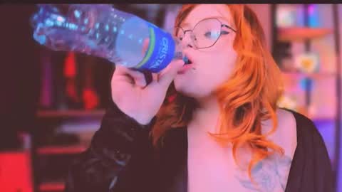 Khloe online show from March 4, 7:27 am