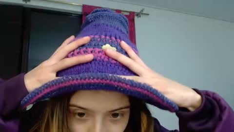 kratos_and_afrodita online show from December 18, 12:28 am