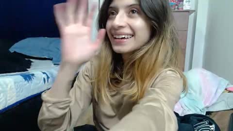 kratos_and_afrodita online show from April 19, 8:26 am