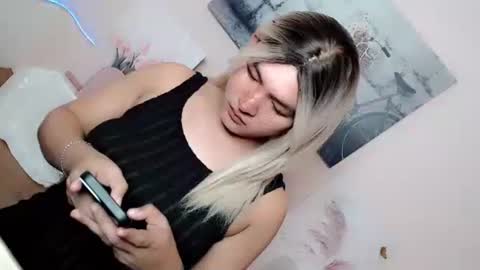 krezikeed online show from January 10, 2:06 am