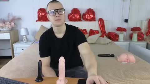 kris_braun online show from February 22, 10:08 am