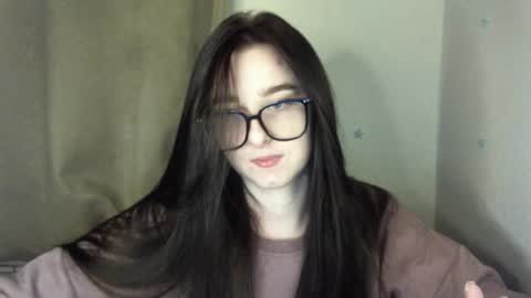 Kris online show from February 3, 3:27 pm