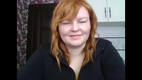KrisryxONiks online show from May 12, 5:05 am