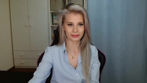 KristineAmore online show from March 21, 3:17 pm