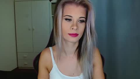 KristineAmore online show from January 14, 7:38 am