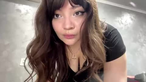 Alisha online show from March 19, 4:56 pm