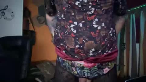 kristirif online show from April 8, 1:41 am