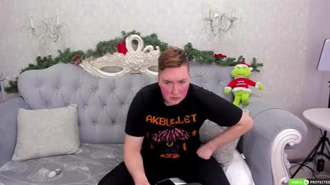 KristopherNeal online show from January 6, 6:12 pm