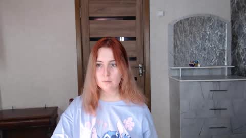 Snapshot of kristy_fran chatting on September 24, 6:31 am Kristy online show from September 24, 6:31 am