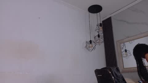 Cristina online show from February 3, 7:07 pm