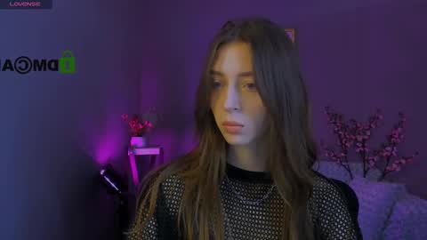 Snapshot of kristylovee chatting on September 17, 9:35 am Kristy online show from September 17, 9:35 am